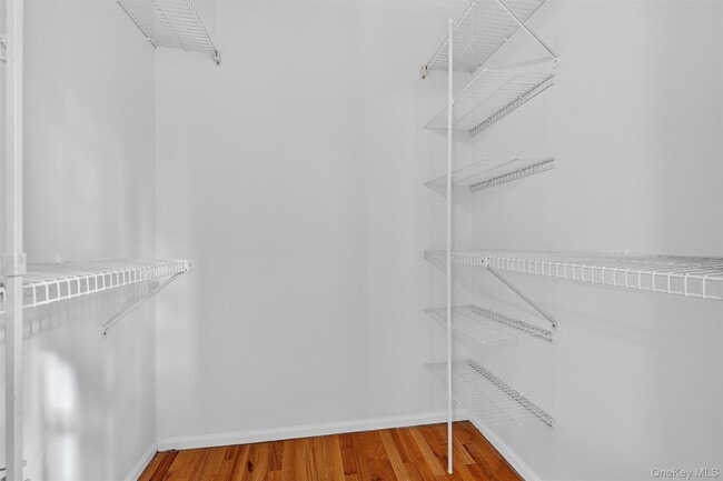 Building Photo - 28 Alan Rd