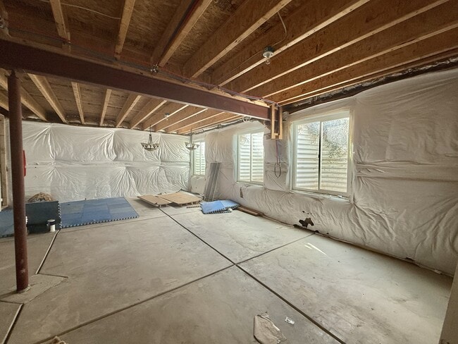 Building Photo - 3403 Yellowwood Ln