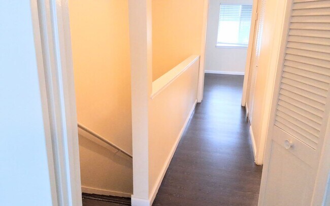 Building Photo - Stunning all remodeled 2/1.5 condo with Am...