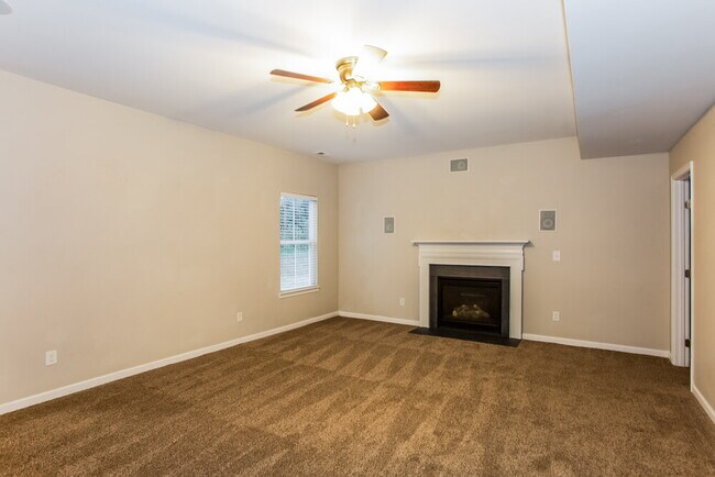 Building Photo - 1701 Seefin Ct