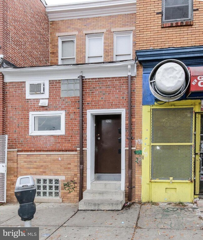 Building Photo - 2420 Greenmount Ave