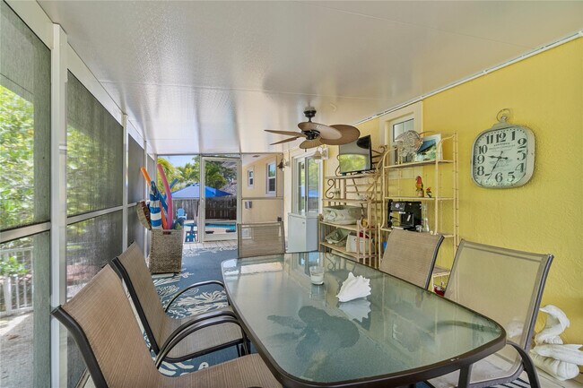 Building Photo - 309 Calz. de Bougainvillea