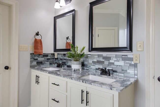 Building Photo - 304 Bald Eagle Dr