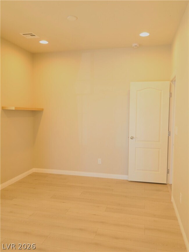 Building Photo - 6396 Tamber Bay Rd