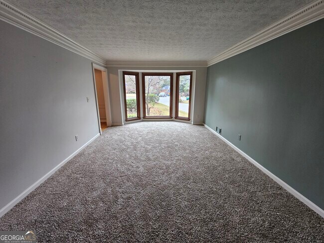 Building Photo - 5525 Wedgewood Ct SW