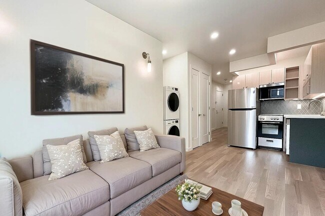 Primary Photo - 524 W 134th St