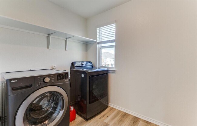 Building Photo - 1109 Aronia Ln