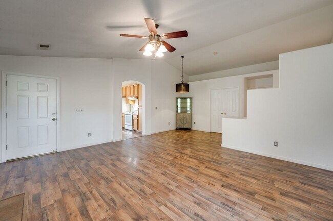 Building Photo - 6115 Brahms Ct