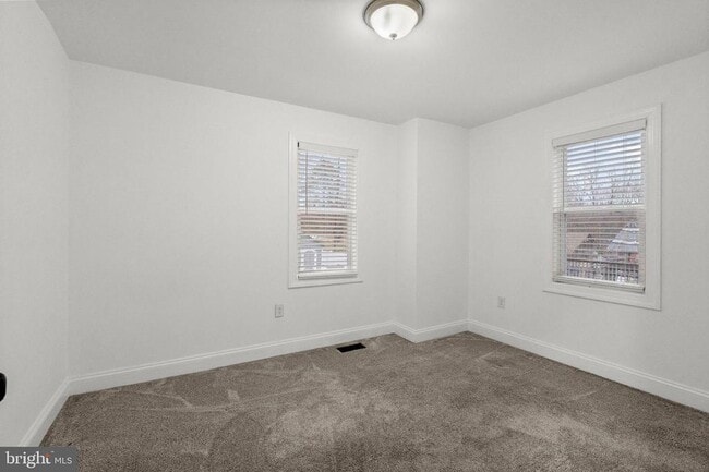 Building Photo - 7922 Babikow Rd