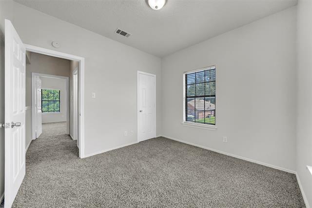 Building Photo - 5102 Wood Creek Ln