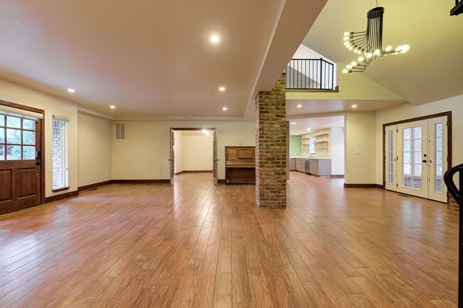 Building Photo - 2429 Cedar Oak Dr