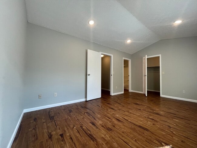 Building Photo - 4821 Lady Jane Ave