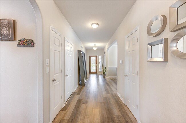 Building Photo - 26614 Becker Pines Ln