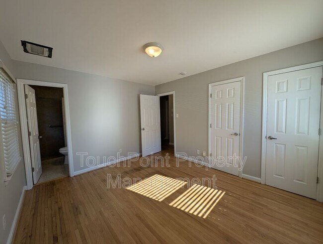 Building Photo - 3331 Donovan Pl