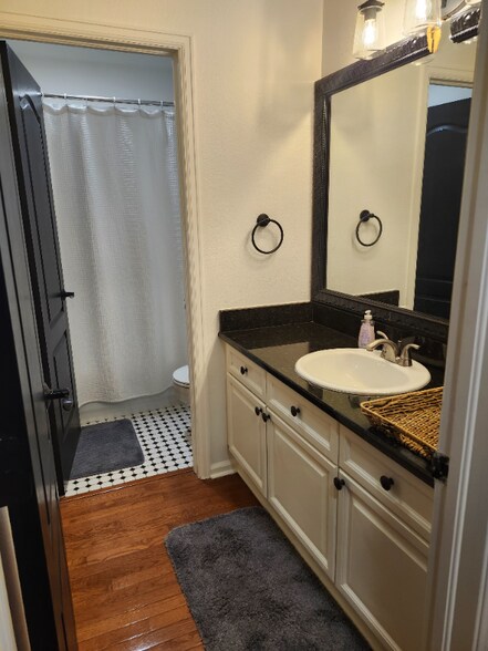 Building Photo - 5116 Dvorak Cir