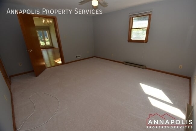 Building Photo - 804 Pin Oak Rd