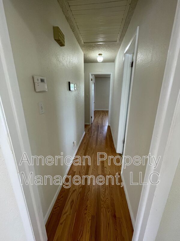 Building Photo - 2907 S 67th E Ave