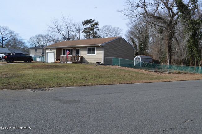 Building Photo - 336 Enterprise Dr