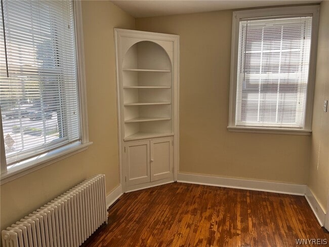 Building Photo - 19 Hodge Ave