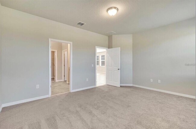 Building Photo - 2301 Mystic Maze Ln