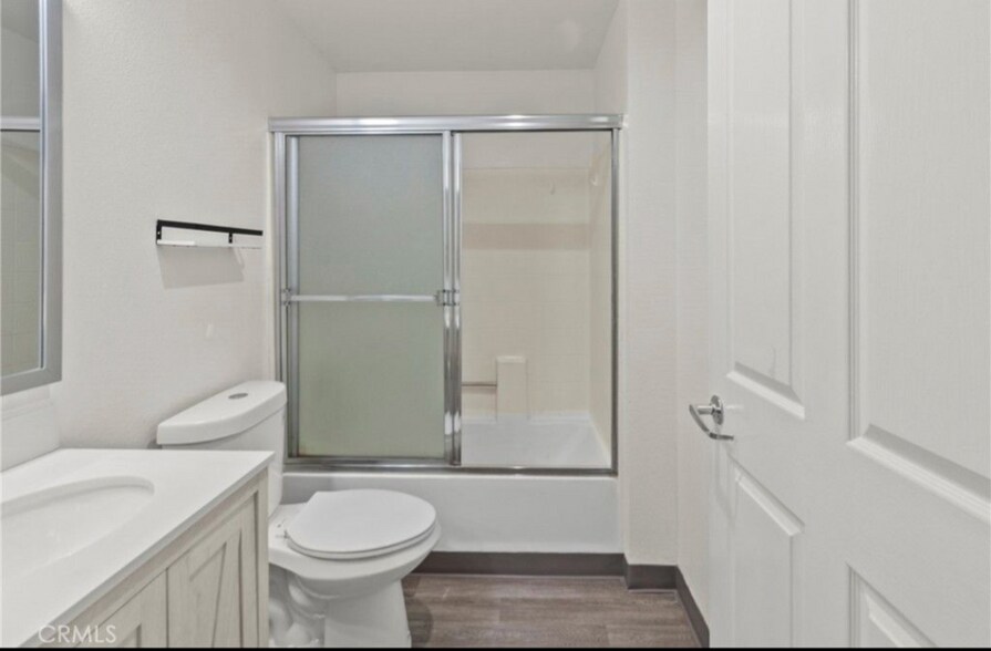 Building Photo - 19350 Sherman Way