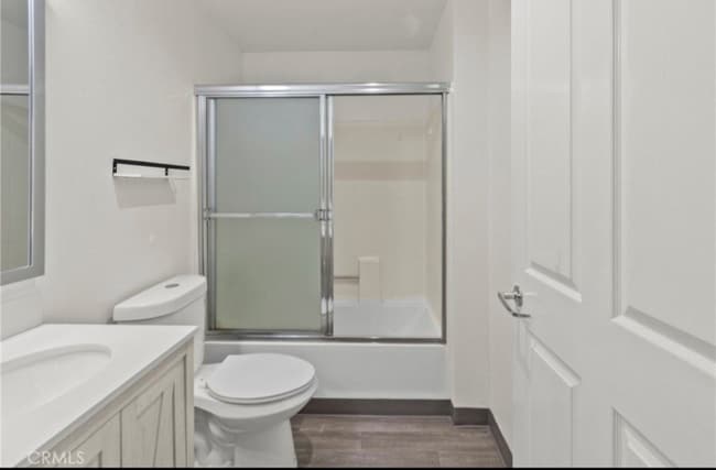 Building Photo - 19350 Sherman Way