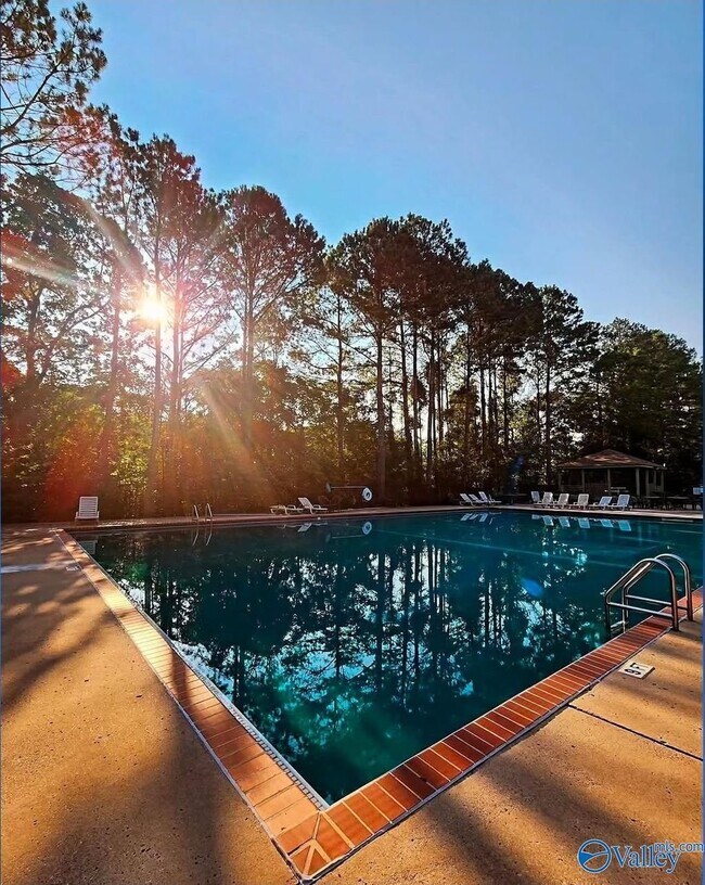 Building Photo - 11005 Stone Mountain Dr