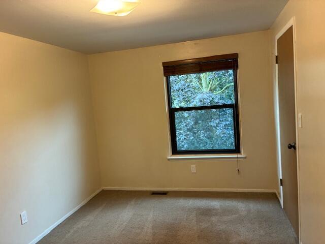 Building Photo - 3677 Beech Dr