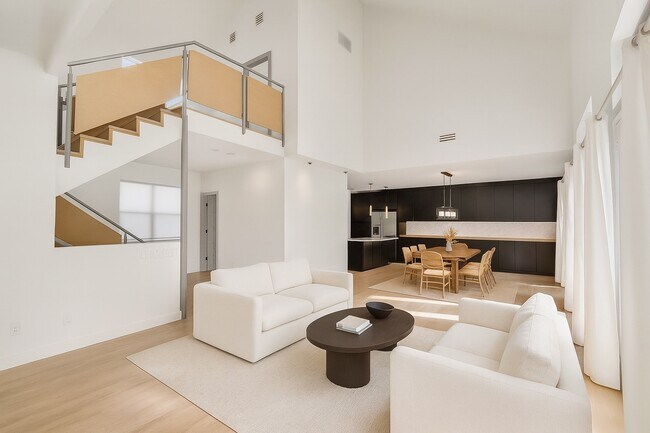 Building Photo - 320 Detering St