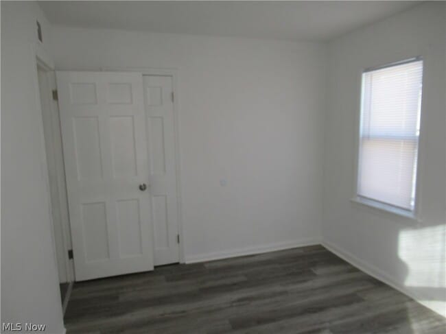 Building Photo - 1403 Dawnwood Dr