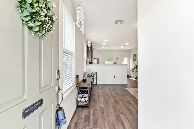 Building Photo - 21030 Voyage Ln