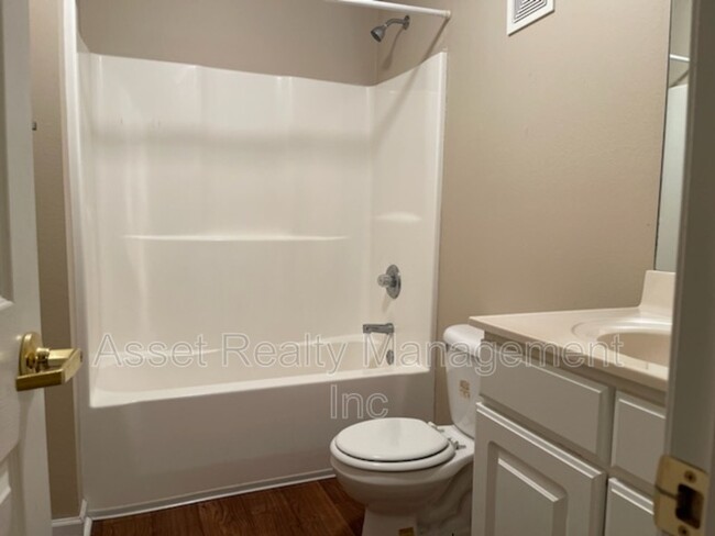 Building Photo - 8122 Elderberry Dr NW
