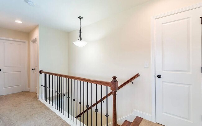 Building Photo - Stunning 3 Bedroom, 2.5 Bathroom- Concord Park in Cayce! Available July 2026!