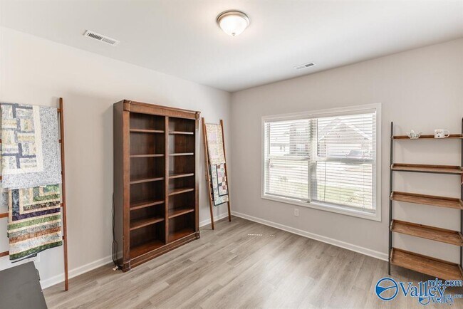 Building Photo - 107 Ranna Dr