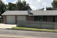 Building Photo - 209 W 500 N