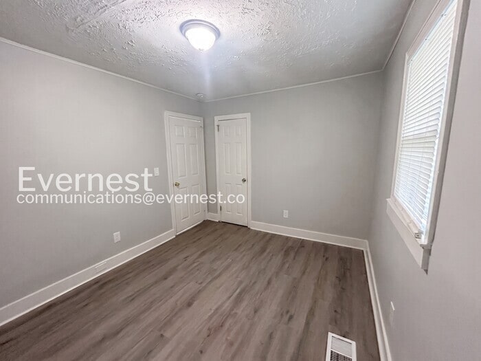 Building Photo - 2175 Pansy St NW