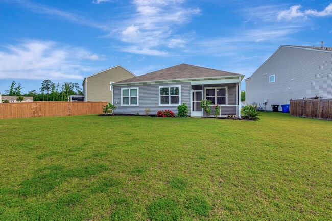Building Photo - Beautiful One Story home in McKewn