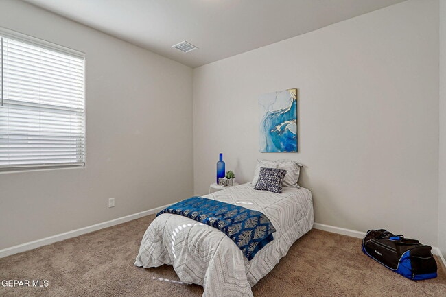 Building Photo - 12917 Nidd Ave