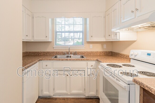 Building Photo - 3328 Warringwood Dr