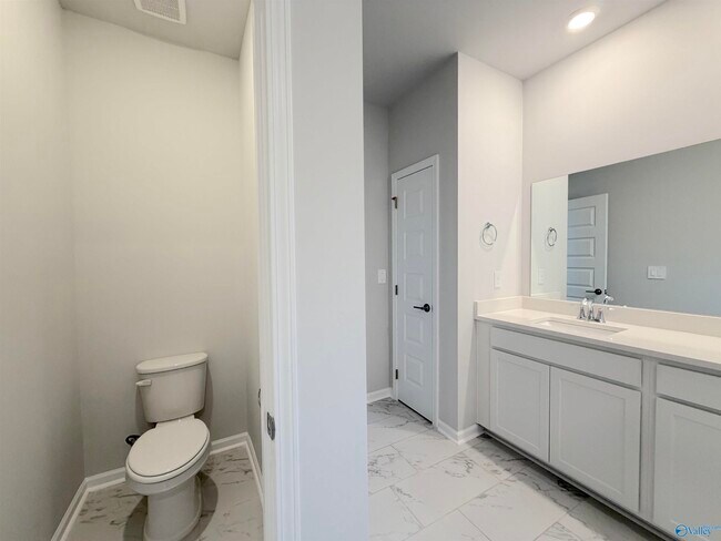 Building Photo - 203 Stockyard Cir