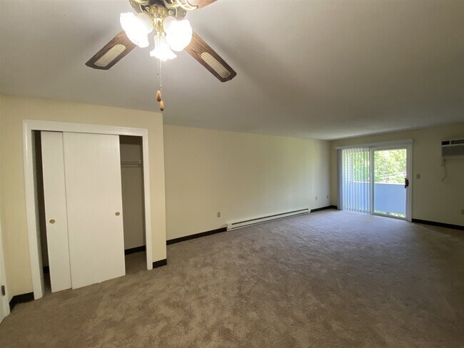 Building Photo - 133 Eastern Ave