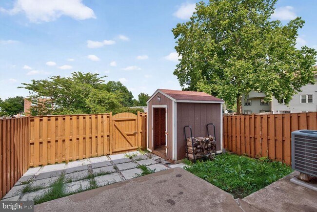 Building Photo - 9457 Jenerio Ct