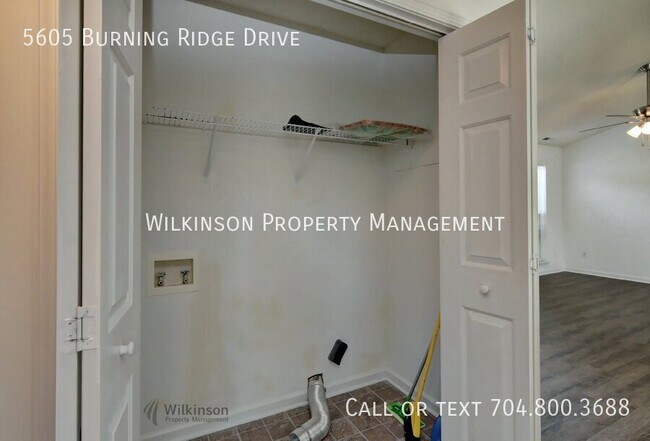 Building Photo - 5605 Burning Ridge Dr