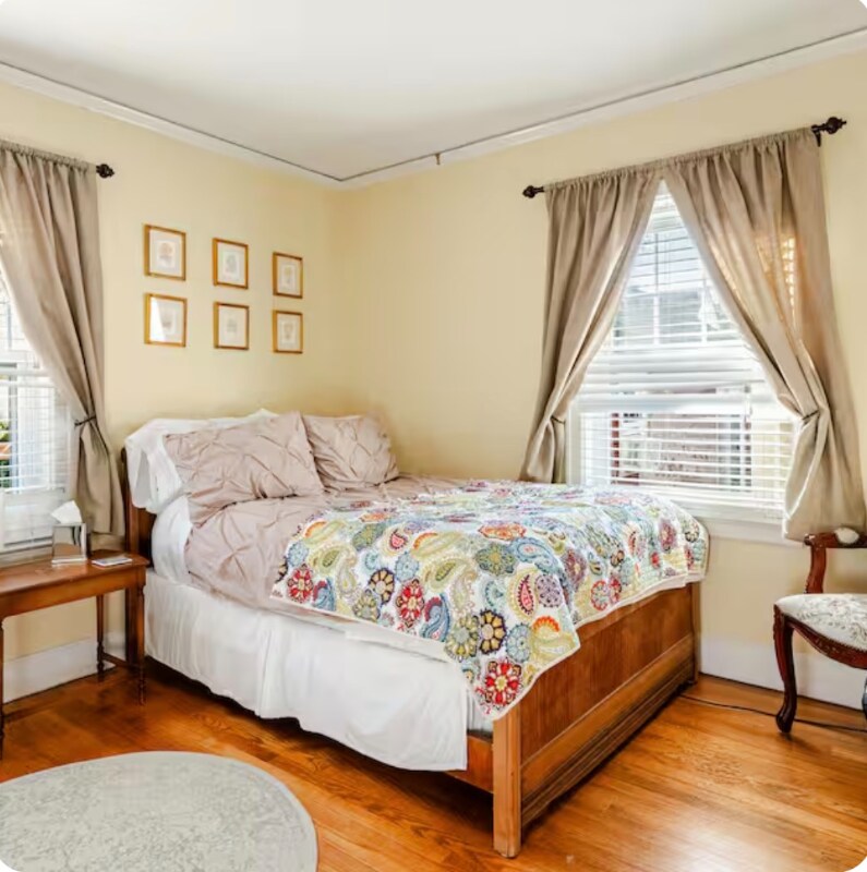 Building Photo - 4325 NE 42nd Ave