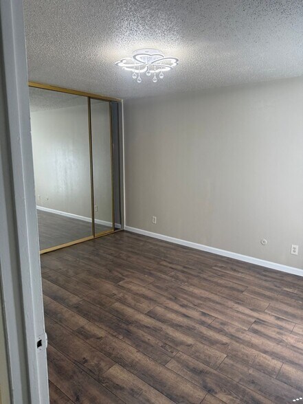 Building Photo - 5630 Boca Raton Blvd