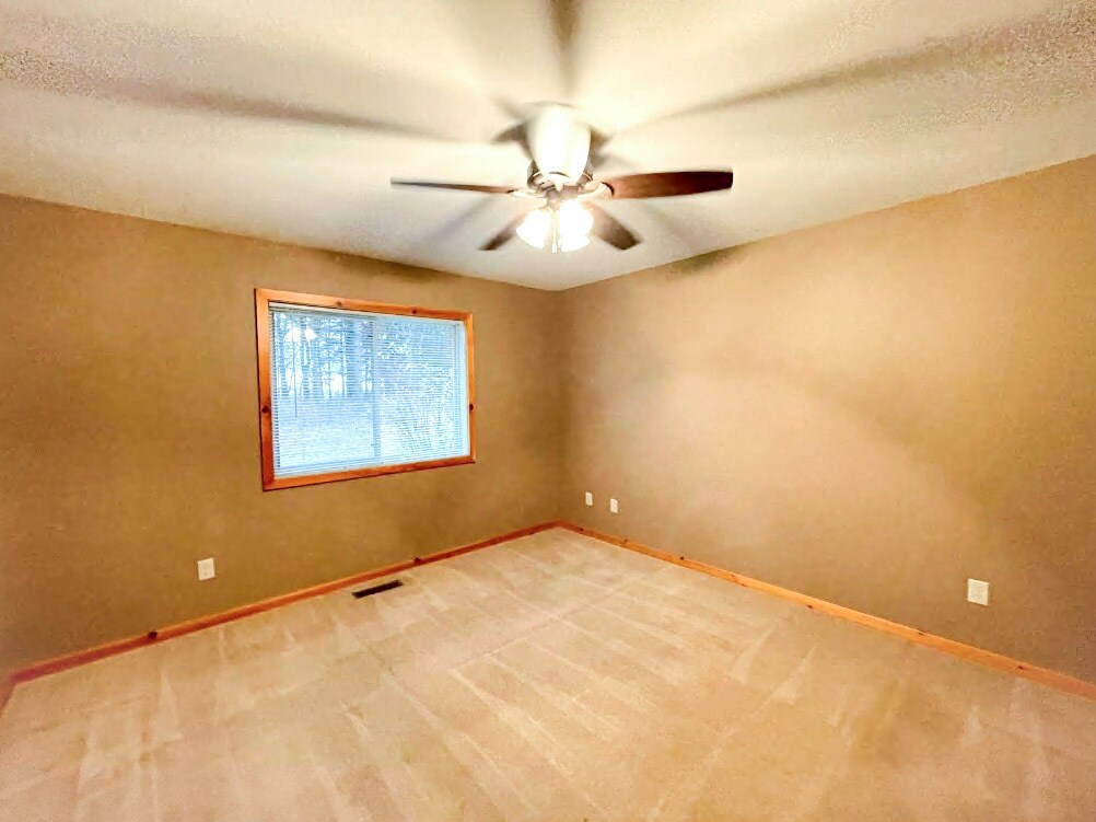 Building Photo - N7886 540th St