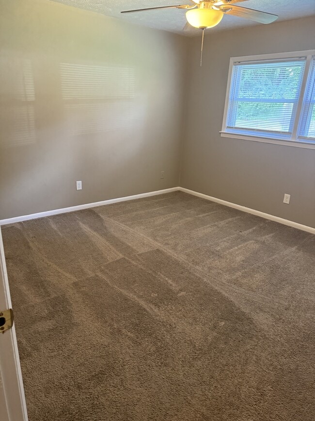 Building Photo - 3209 Tallywood Dr