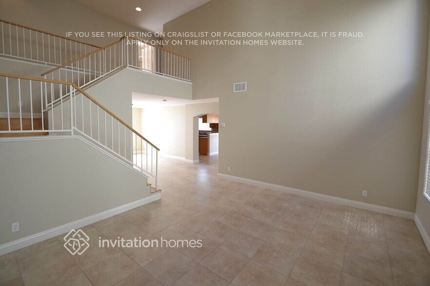 Building Photo - 9348 Deer Lodge Ln