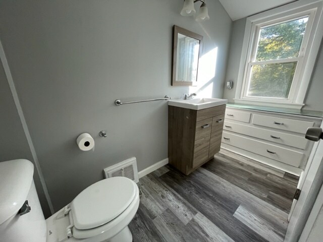 Building Photo - 5221 Joseph St