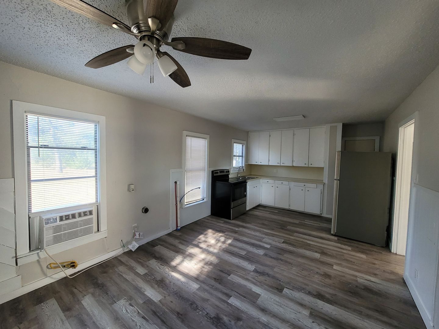 Building Photo - 508 Medcalf Dr